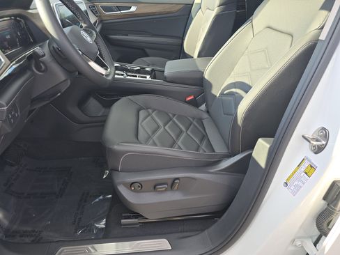 New 2026 Volkswagen Atlas SE image 19