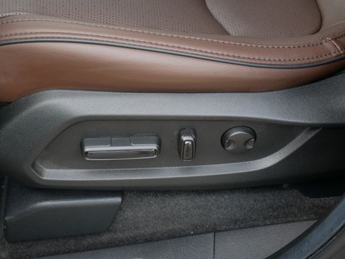 Used 2025 Honda Pilot Elite image 19
