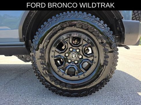 Used 2024 Ford Bronco Wildtrak AWD/4WD image 16