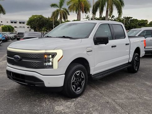 Used 2023 Ford F150 Lightning XLT w/ Tow Technology Package AWD/4WD image 33