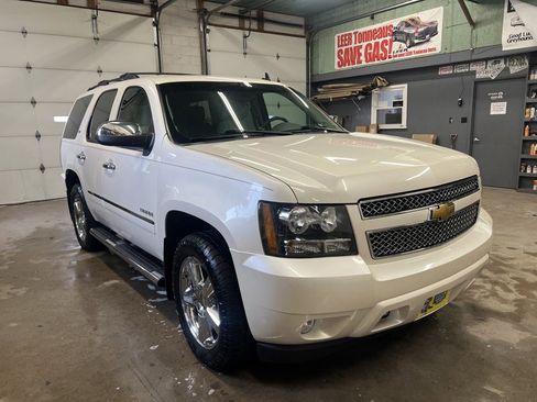 Used 2013 Chevrolet Tahoe LTZ image 2