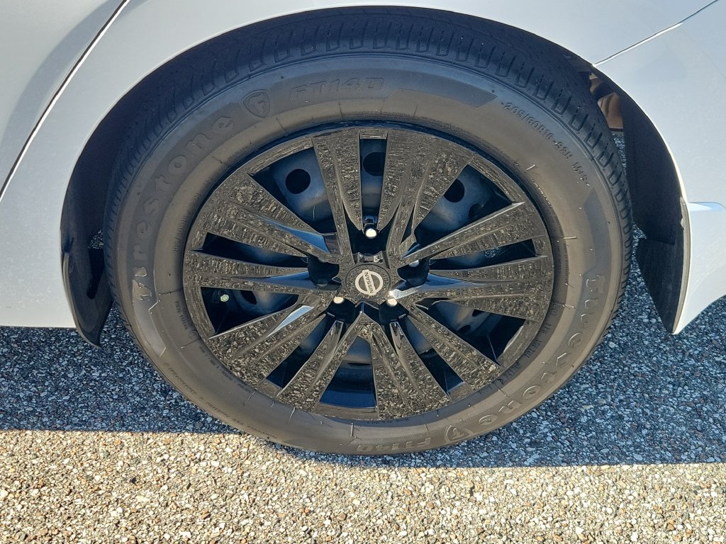 Certified 2025 Nissan Sentra S FWD image 5