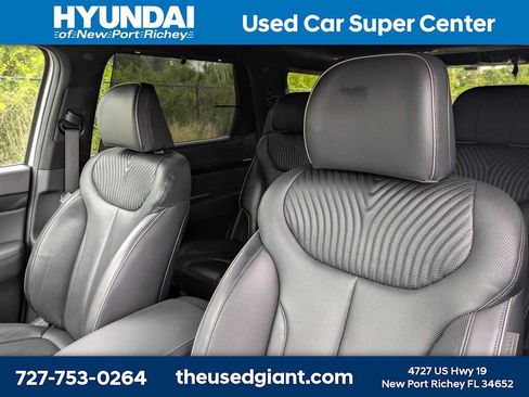 Used 2024 Hyundai Palisade Calligraphy FWD image 7