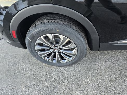 New 2025 Buick Envision Preferred image 12