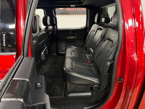 Used 2022 Ford F450 Platinum w/ FX4 Off-Road Package AWD/4WD image 18