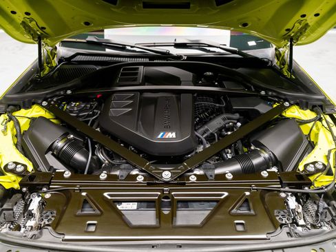 Used 2025 BMW M2 w/ Lighting Package image 48