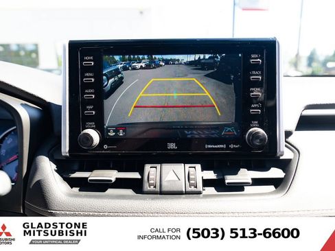 Used 2019 Toyota RAV4 XLE Premium w/ Cold Weather Package AWD/4WD image 16