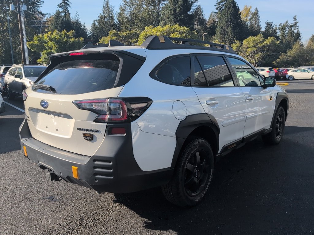 Used 2025 Subaru Outback Wilderness AWD/4WD image 5