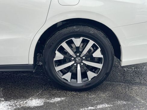 Certified 2025 Honda Odyssey EX-L image 32