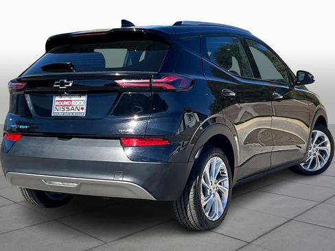 Used 2023 Chevrolet Bolt EUV LT image 12
