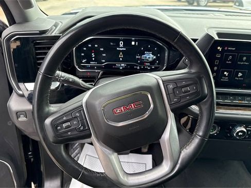 Used 2023 GMC Sierra 1500 Elevation image 17