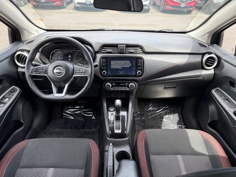 Used 2024 Nissan Versa SR FWD image 25