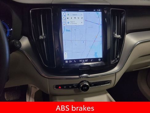 Used 2024 Volvo XC60 T8 Core image 15