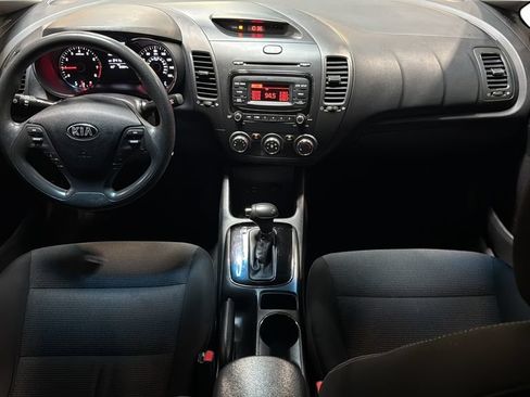 Used 2017 Kia Forte LX FWD image 18