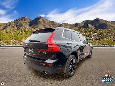 Used 2021 Volvo XC60 T5 Momentum w/ Advanced Package FWD image 4