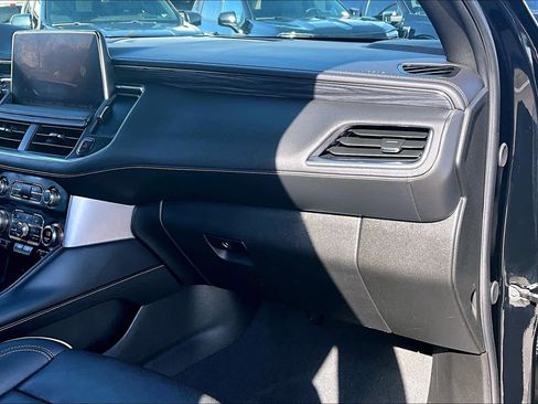 Certified 2024 GMC Yukon SLT image 19