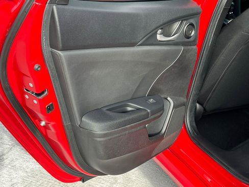 Used 2020 Honda Civic EX image 21