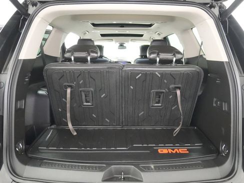 Used 2019 GMC Acadia Denali w/ Technology Package AWD/4WD image 28