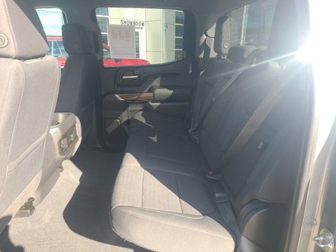 Used 2021 Chevrolet Silverado 1500 RST image 13