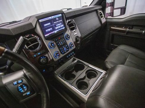 Used 2016 Ford F250 Platinum w/ FX4 Off-Road Package image 53