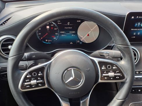 Used 2023 Mercedes-Benz GLC 300 4MATIC Coupe image 15