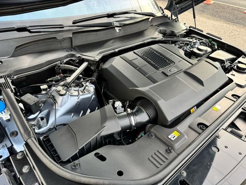 Used 2019 Land Rover Range Rover Supercharged image 44