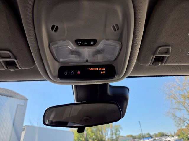 Used 2020 Buick Encore GX Preferred w/ Sport Touring Package FWD image 26