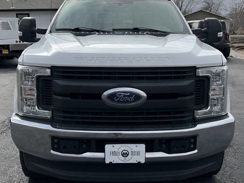 Used 2019 Ford F250 XL w/ XL Value Package image 2