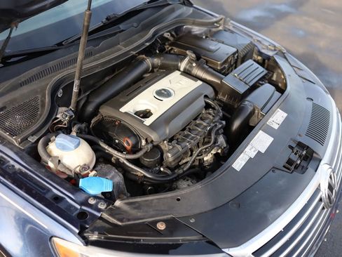 Used 2013 Volkswagen CC R-Line image 58