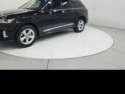 Used 2020 Audi Q7 3.0T Premium w/ Convenience Package image 3
