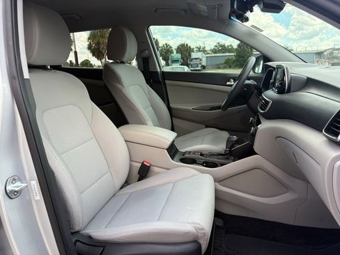Used 2019 Hyundai Tucson SEL image 16