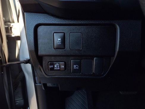 Used 2023 Toyota Tacoma SR image 15