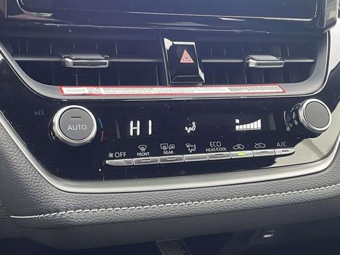 New 2026 Toyota Corolla SE image 38