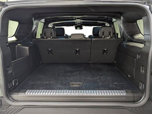 Used 2024 GMC Hummer EV 3X image 28