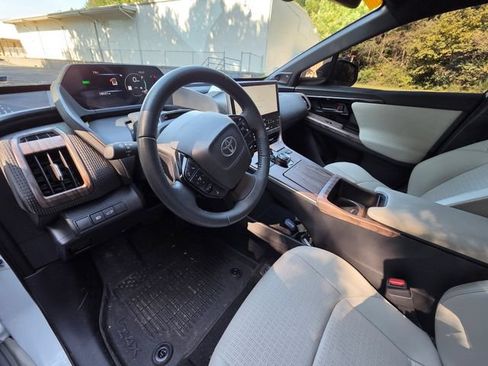Used 2024 Toyota bZ4X AWD w/ Weather Package image 15