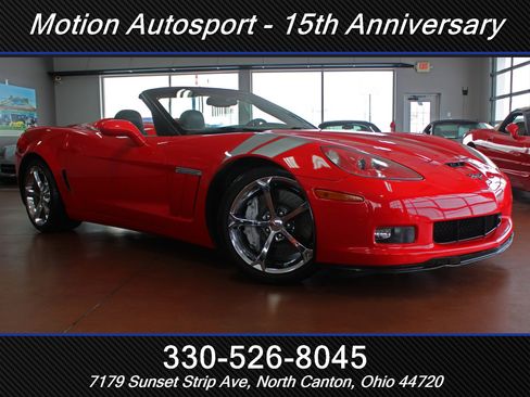 Used 2011 Chevrolet Corvette Grand Sport w/ Preferred Equipment Group image 2