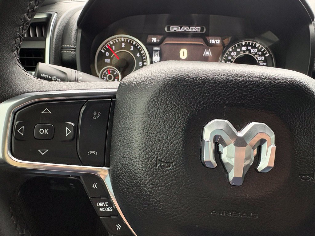 Used 2025 RAM 1500 Laramie AWD/4WD image 19