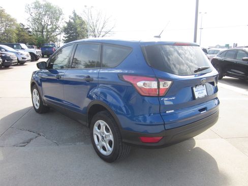 Used 2018 Ford Escape S image 4
