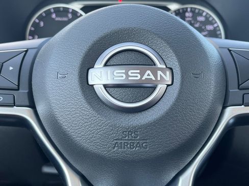 New 2025 Nissan Sentra SR image 5
