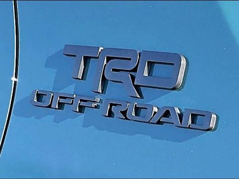 Used 2025 Toyota 4Runner TRD Off-Road AWD/4WD image 29