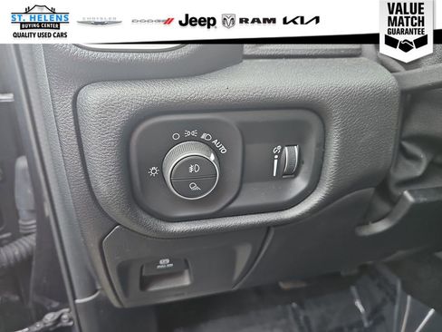 Used 2020 RAM 1500 Big Horn AWD/4WD image 16