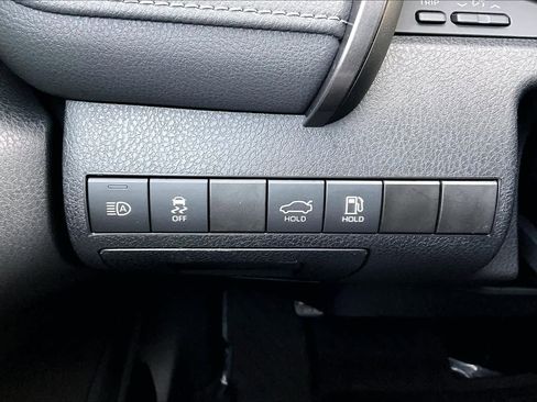 Certified 2023 Toyota Camry SE image 35