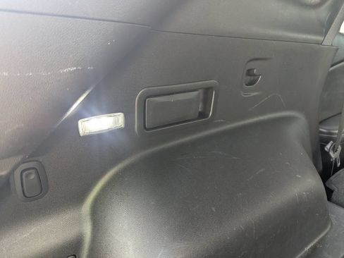 Used 2022 Chevrolet Blazer LT FWD image 36