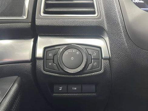 Used 2018 Ford Explorer Sport AWD/4WD image 16