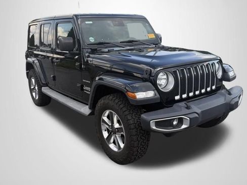 Used 2019 Jeep Wrangler Unlimited Sahara AWD/4WD image 11