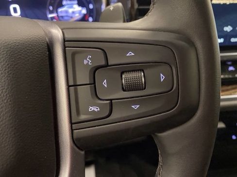 Used 2024 GMC Sierra 1500 Elevation w/ LPO, Elevation Black Package AWD/4WD image 33