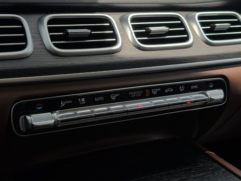 Used 2024 Mercedes-Benz GLE 450 4MATIC image 20