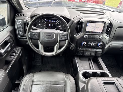 Used 2021 GMC Sierra 3500 Denali w/ Denali Ultimate Package AWD/4WD image 12