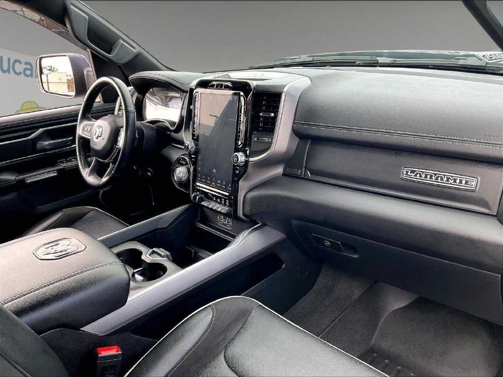 Used 2023 RAM 1500 Laramie AWD/4WD image 13
