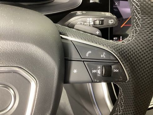 New 2026 Audi SQ8 Prestige image 32